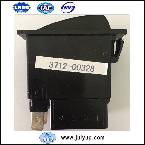 Yu Tong Bus Driver light switch 3712-00328