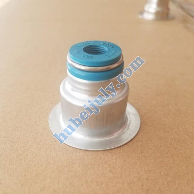 Cummins 6B valve seal 3957912