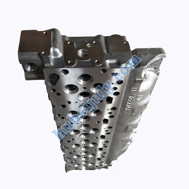 Cummins ISDE cylinder head 4936081 3977225 3977221