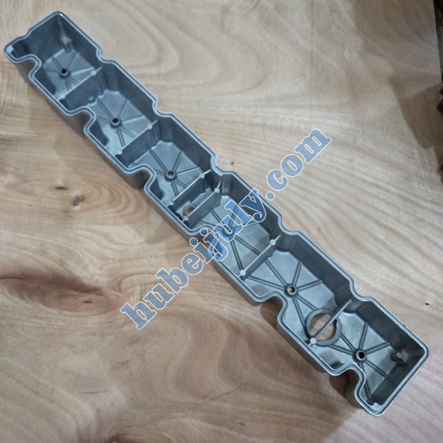 Cummins Valve Cover 3930903