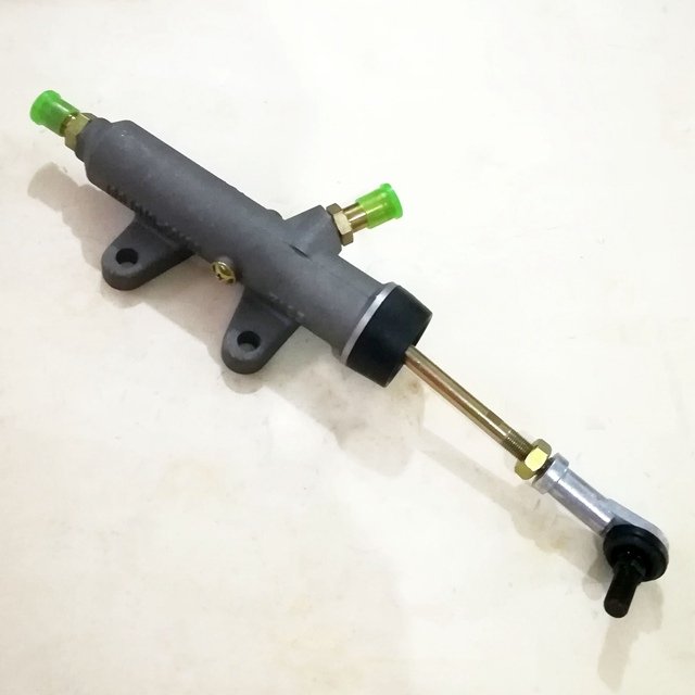 Dongfeng DFM Tianlong Truck Spare Part Clutch Master Cylinder 1604010-C0101