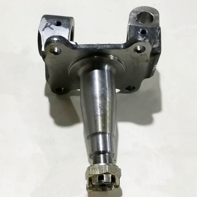 Dongfeng DFAC Light Truck Part Steering Knuckle Assy 30DS03-01015 30DS03-01016