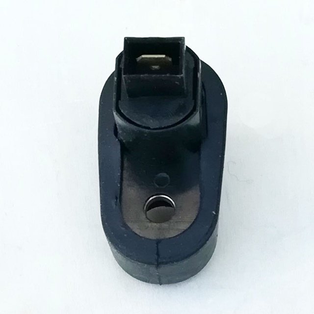 Dongfeng DFAC Light Truck Part Door Lamp Switch Assy 37QA-58010