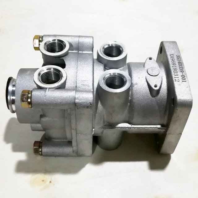 Dongfeng DFAC Light Truck Part Brake Valve 3514010-C62711