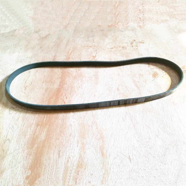 Dongfeng Truck Parts V-ribbed belt D5010550411