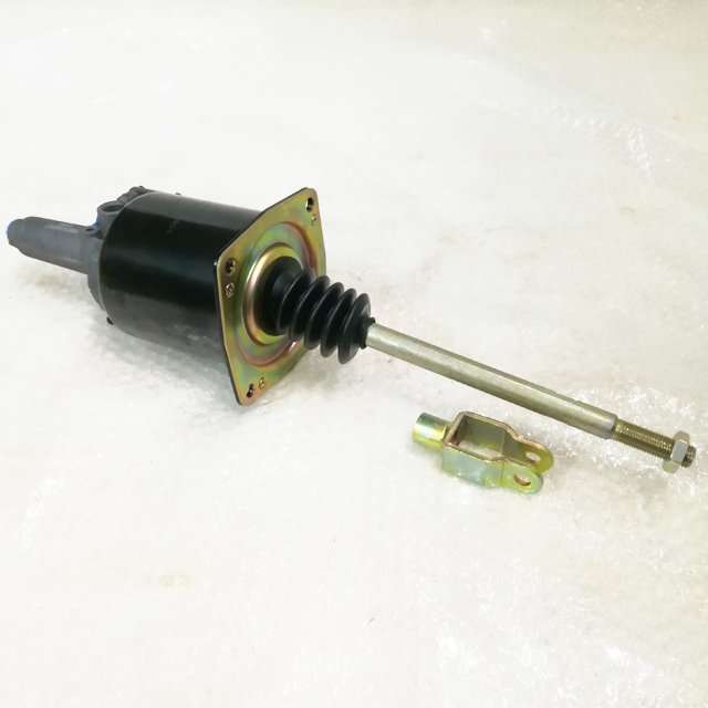 Dongfeng Truck Parts Clutch Booster 1608010-K0108