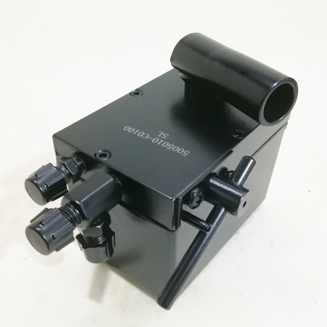 Dongfeng Truck Parts Cab Lifting Pump 5005010-C0100