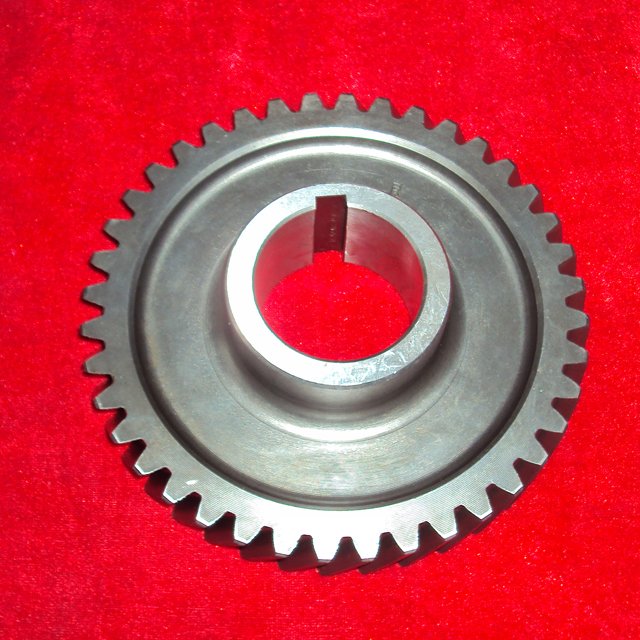 Dongfeng Truck Parts Four-gear middle shaft 1700-6B1-053