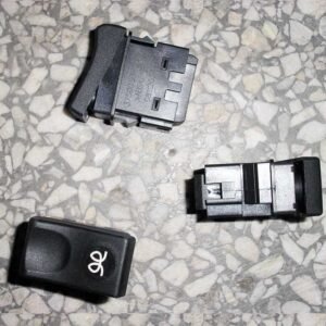 Dongfeng DFM Heavy Duty Truck Part Preheat Switch 3750050-C0100