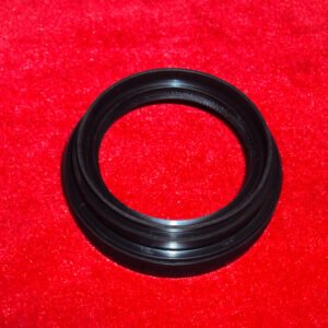 Dongfeng Truck Parts Rear axle main cone oil seal assembly 2402Q01-060