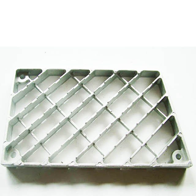 Dongfeng Truck Parts Lower pedal aluminum WG9100230004