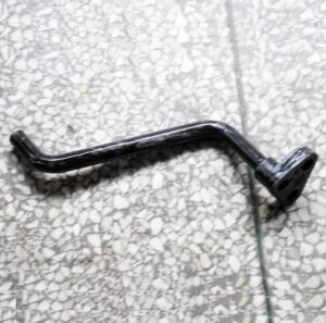 Dongfeng DFM Heavy Duty Truck Part Lower Bracket for Fan Shroud 1309025-T0500 1309030-T0500