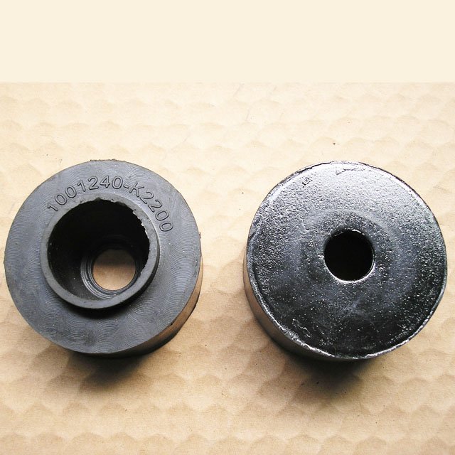 Dongfeng Truck Parts Front Support Assembly of Engine1001030-K1700