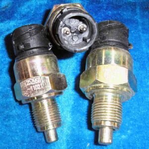 Dongfeng DFM Heavy Duty Truck Part Differential Lock Switch 25ZHS01-11021