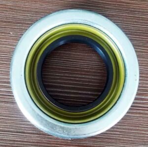 Dongfeng ZNA Rich Passager Car Part Inner Hub Oil Seal 40227P3100+B401