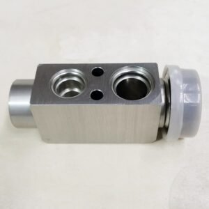 Dongfeng Passager Car Part Valve 822300